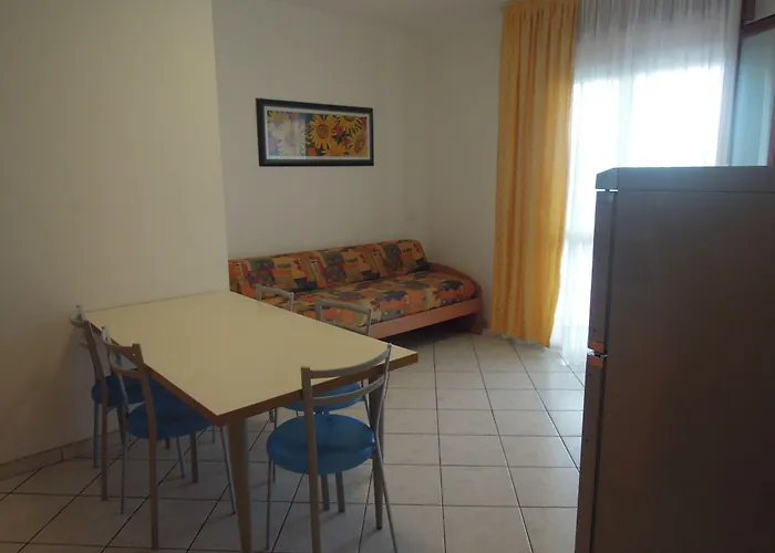 Renovated Flat Next To The Beach-beahost *