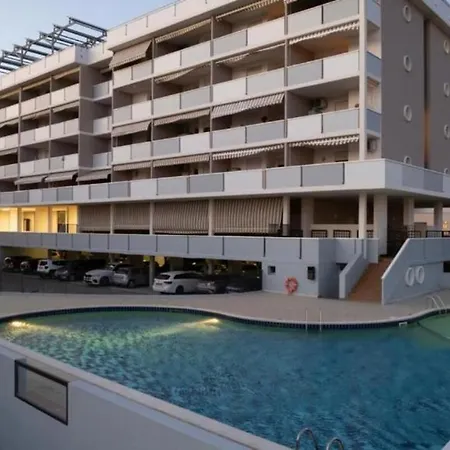 Lejlighed Renovated Flat Next To The Beach-beahost