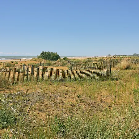 Appartement Renovated Flat Next To The Beach-beahost *