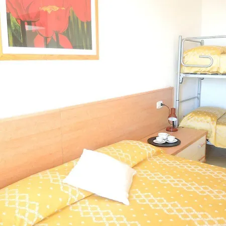 Renovated Flat Next To The Beach-beahost Appartement *