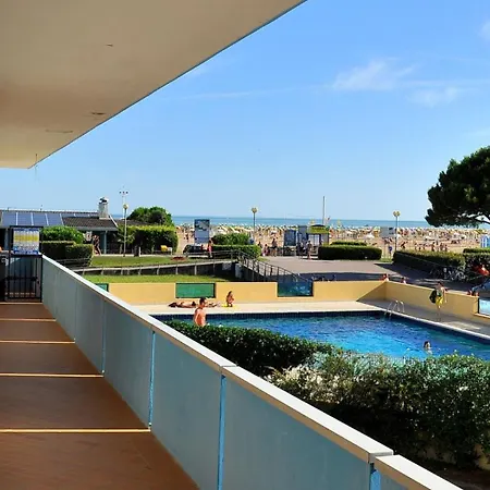 Renovated Flat Next To The Beach-beahost Lejlighed *