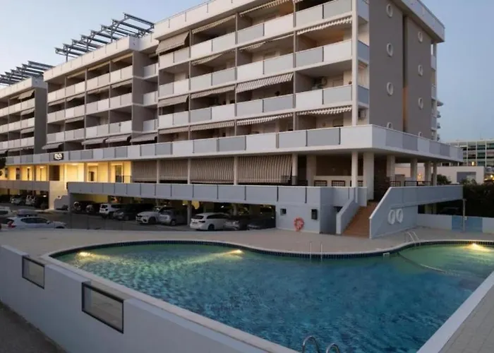 Daire Renovated Flat Next To The Beach-beahost