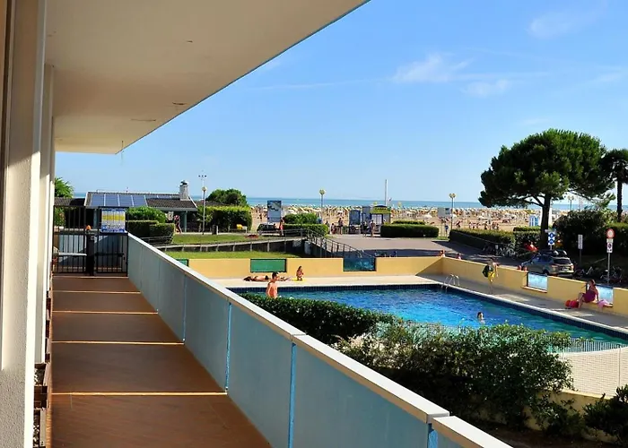 Renovated Flat Next To The Beach-beahost Daire *